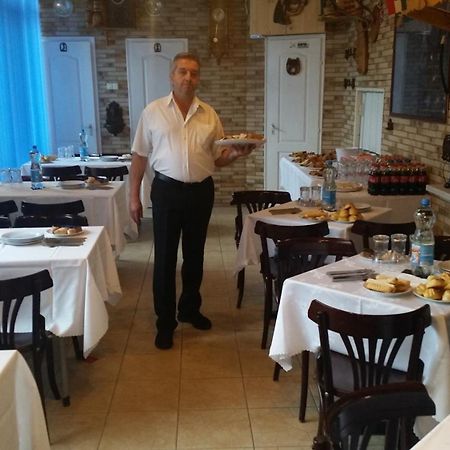 Patko Fogado Bed & Breakfast Hajduszoboszlo Bagian luar foto